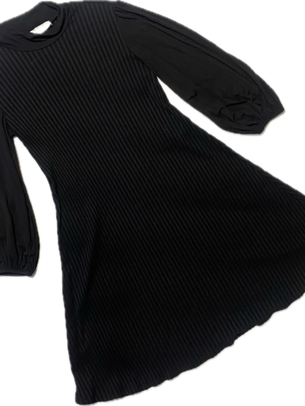 Amour Vert Black Ribbed Midi Dress with Puff Sleeves